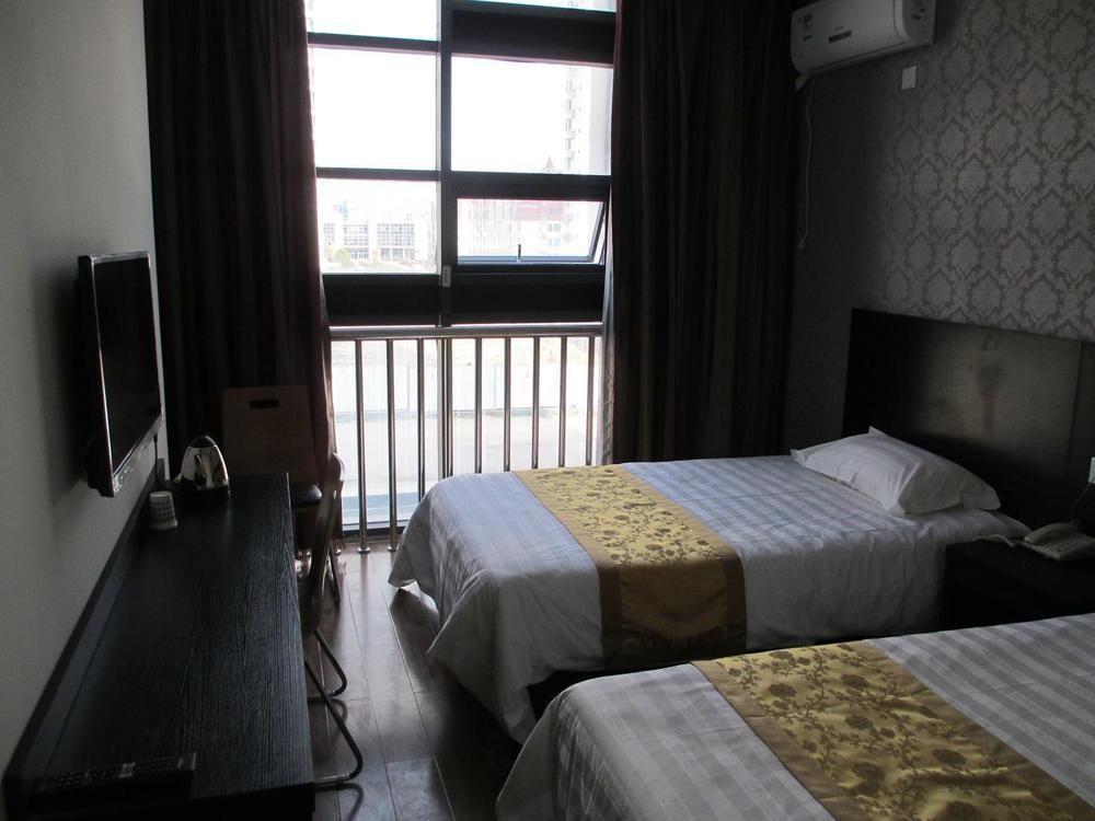 City 118 Hotel Csingtao Kültér fotó